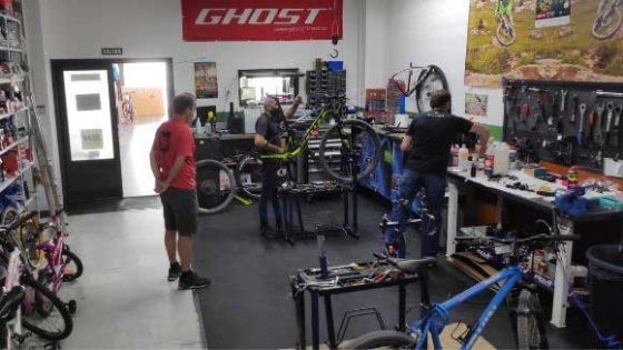 foto del taller de bicicletas de ciclos montoya